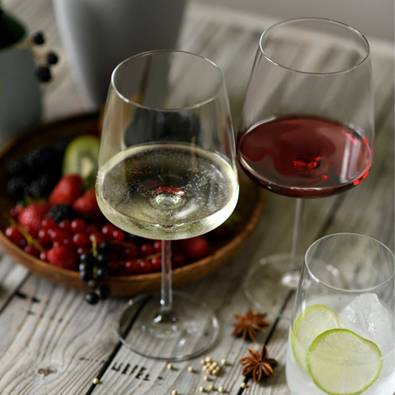 Universal Weinglas für Rot- oder Weißweine: Weinglas VIVID SENSES "Samt & Üppig" von Zwiesel Glas,
Höhe 23,6 cm, Ø 10,5 cm / Volumen 710 ml